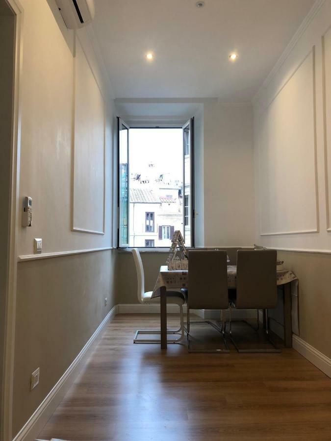 Pantheon Luxury Suite Rome Bagian luar foto