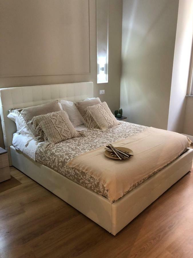 Pantheon Luxury Suite Rome Bagian luar foto