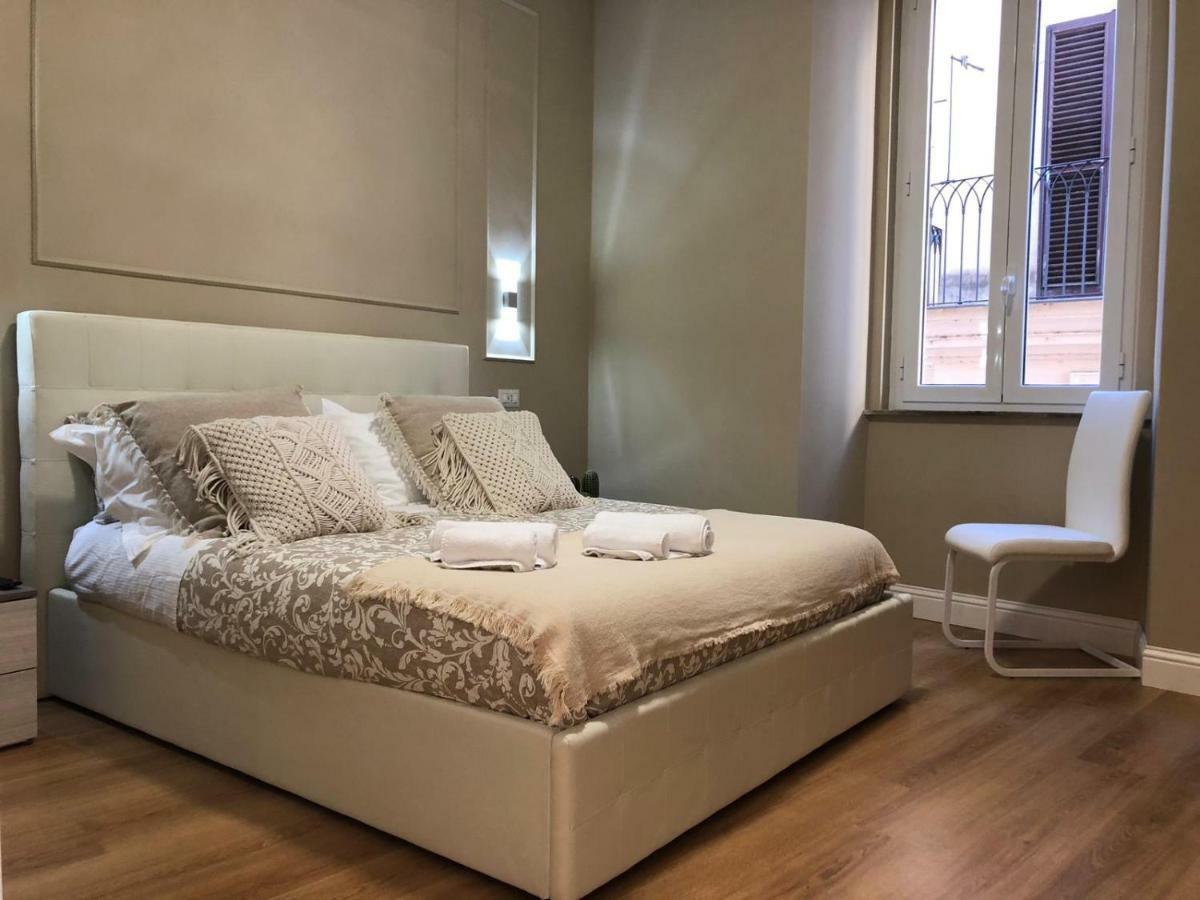 Pantheon Luxury Suite Rome Bagian luar foto
