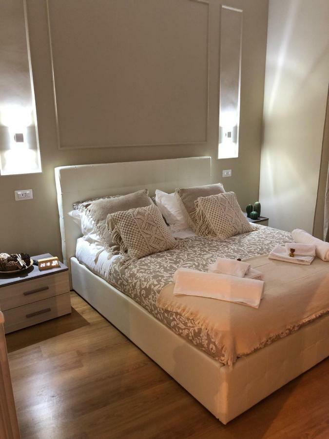 Pantheon Luxury Suite Rome Bagian luar foto